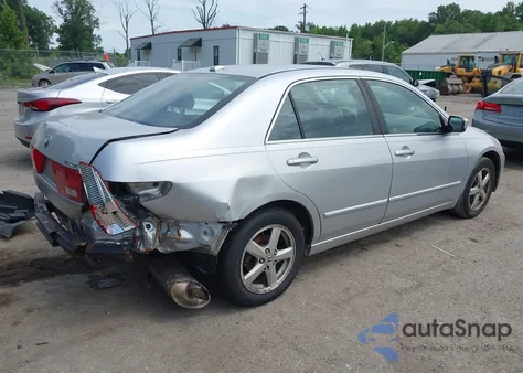 2005 Honda Accord 2.4 Ex из США, поврежденный, VIN 1HGCM56735A055919
